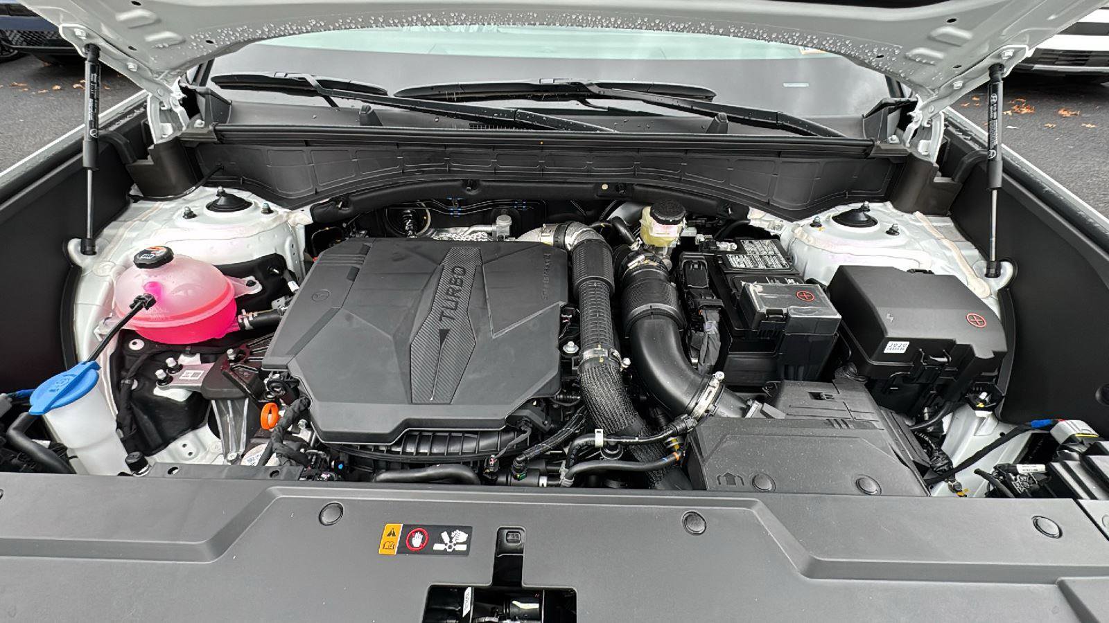 New 2026 Hyundai Santa Fe SE image 12