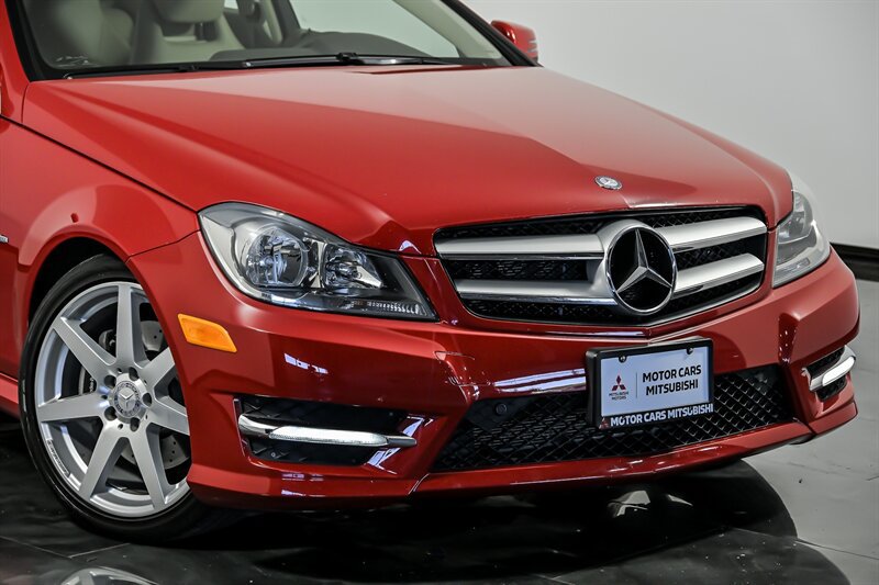 Used 2012 Mercedes-Benz C 350 4MATIC Coupe image 2
