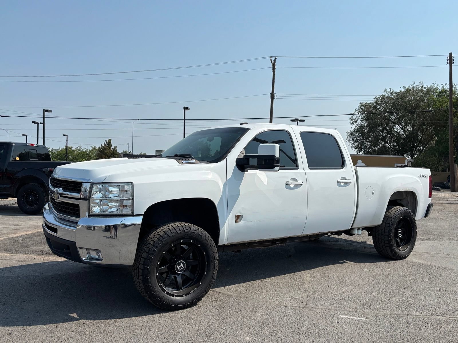 Used 2007 Chevrolet Silverado 2500 LT AWD/4WD image 3