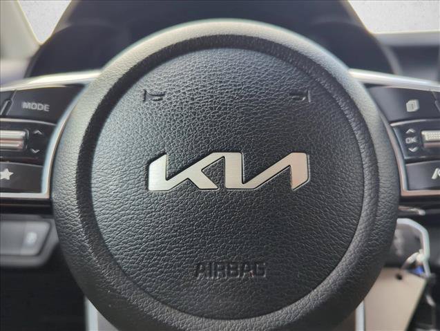 Used 2024 Kia Forte LXS FWD image 24