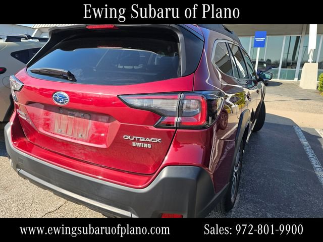 Used 2023 Subaru Outback Premium image 4