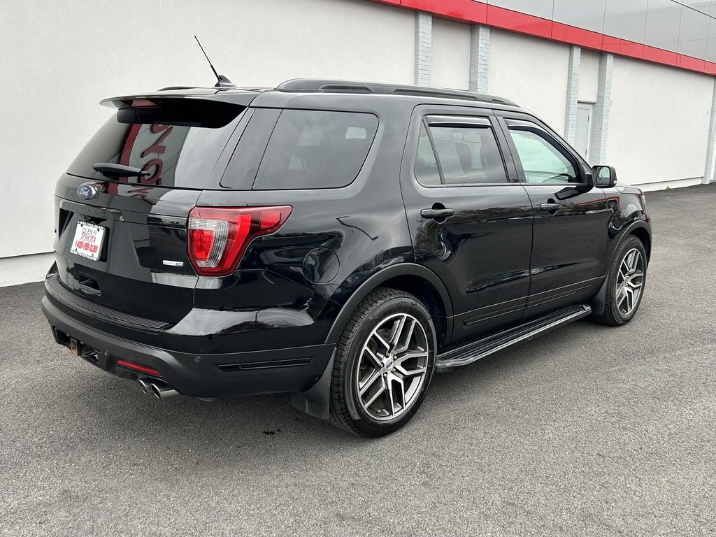 Used 2018 Ford Explorer Sport w/ Equipment Group 401A image 9