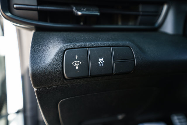 New 2026 Hyundai Elantra Sport FWD image 19