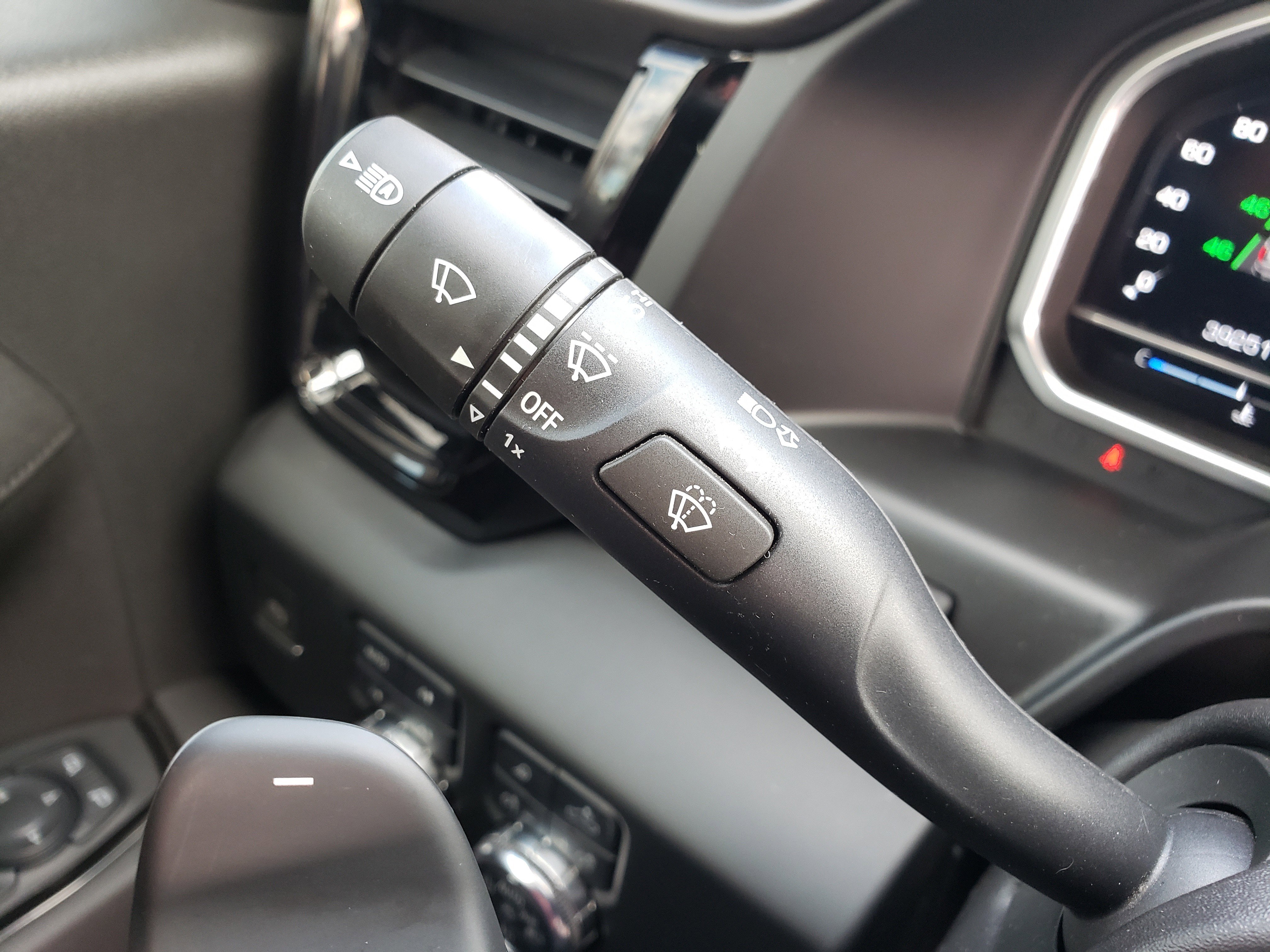 Used 2022 GMC Sierra 1500 AT4 w/ AT4 Premium Package image 19