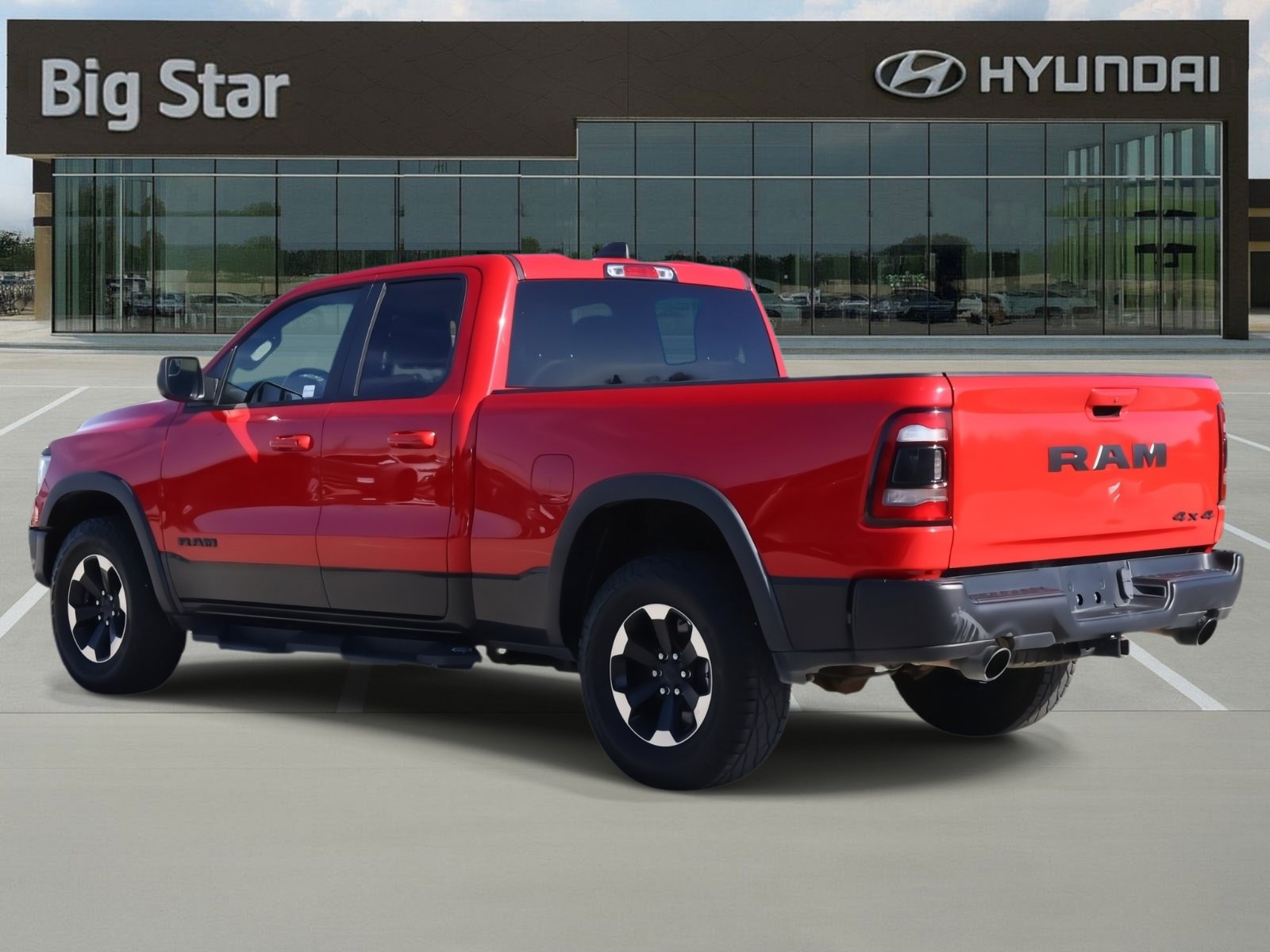 Used 2020 RAM 1500 Rebel image 3