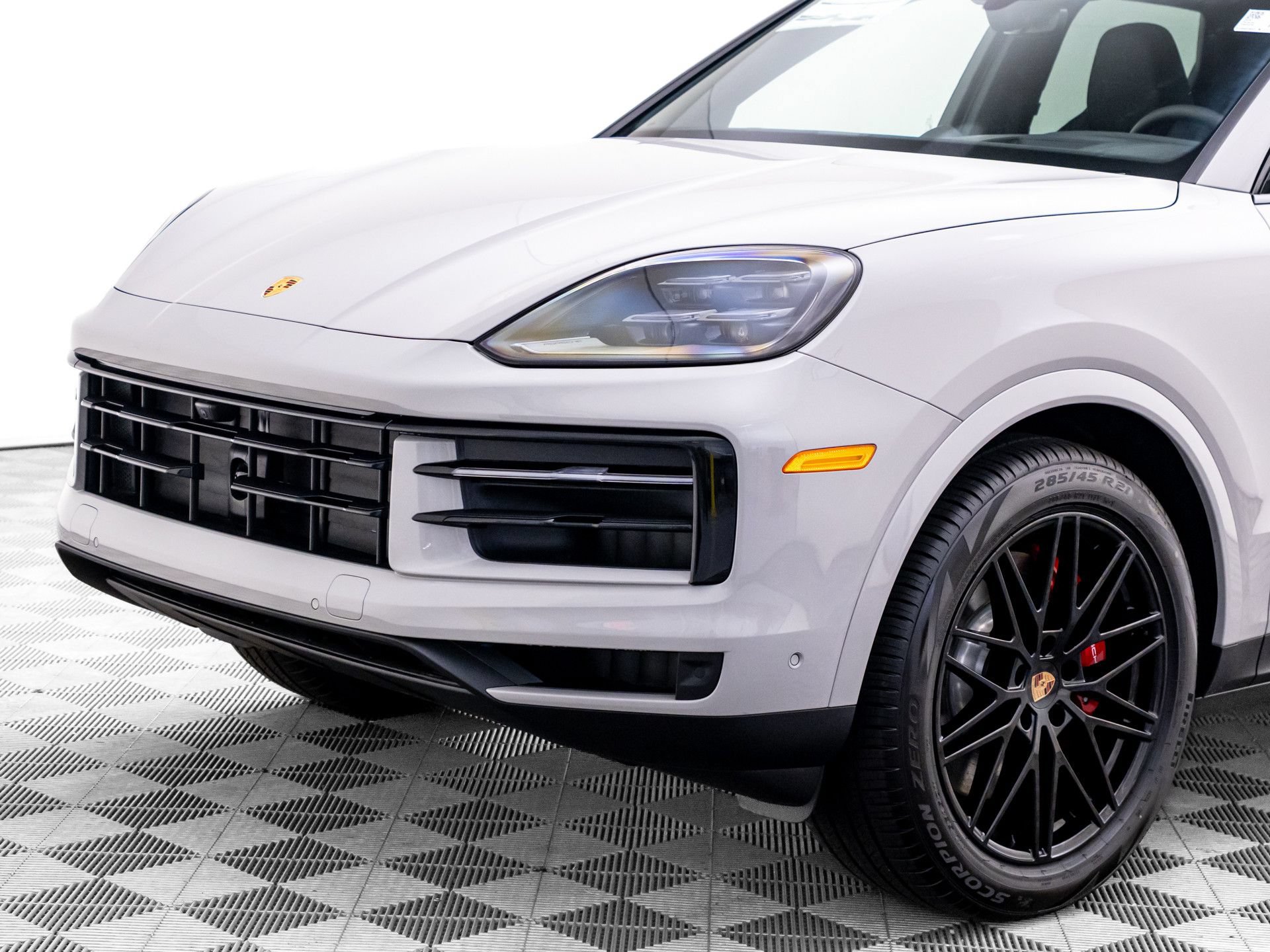 New 2026 Porsche Cayenne S AWD/4WD image 36