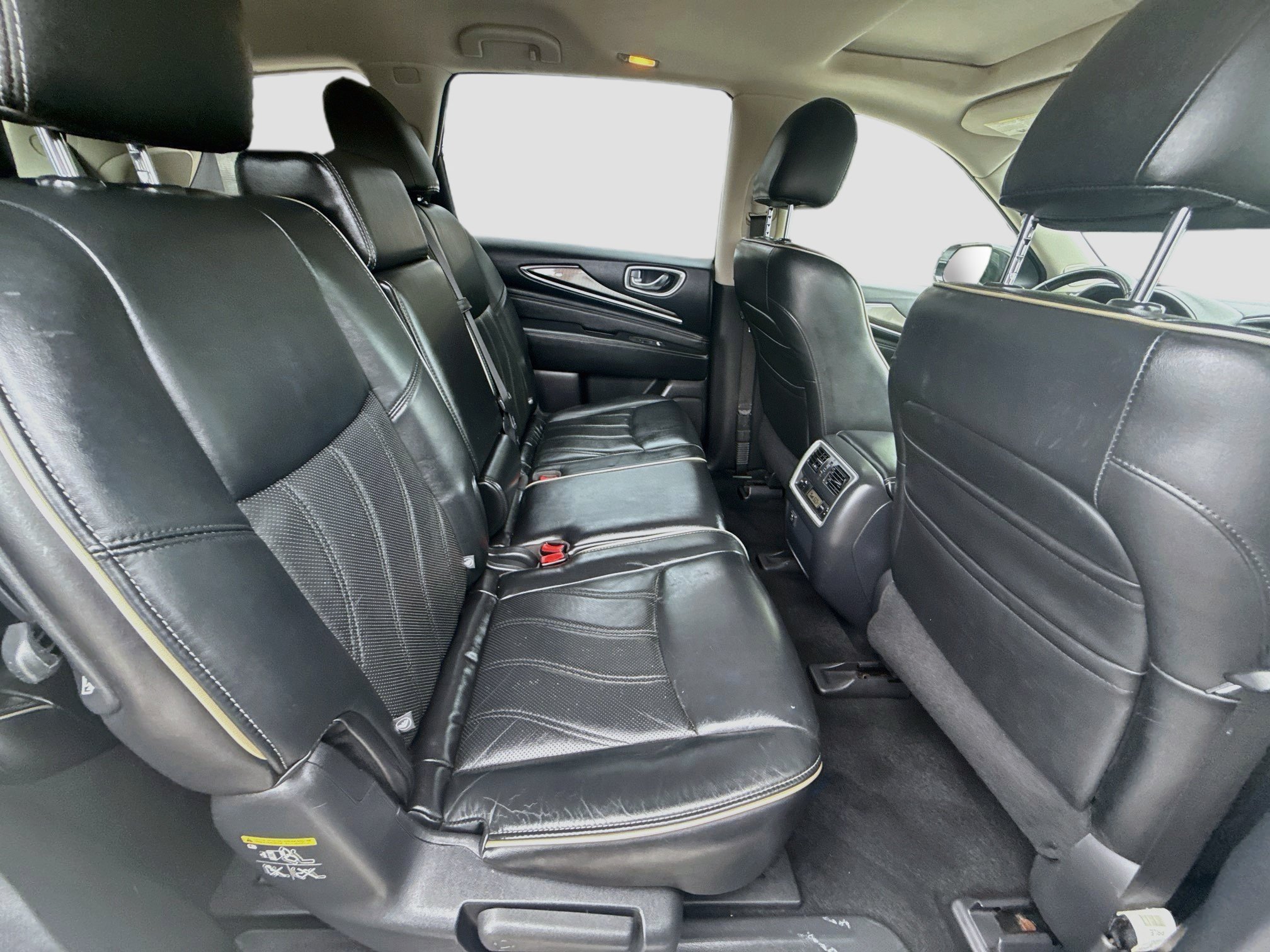 Used 2017 INFINITI QX60 Luxe w/ Premium Package AWD/4WD image 26