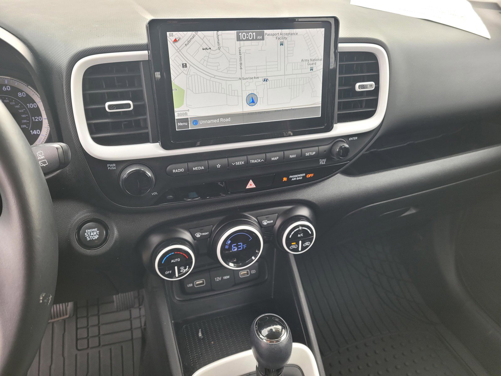 Certified 2022 Hyundai Venue Limited image 19