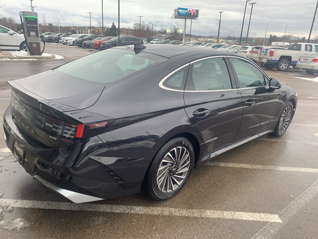 Certified 2025 Hyundai Sonata SEL image 5