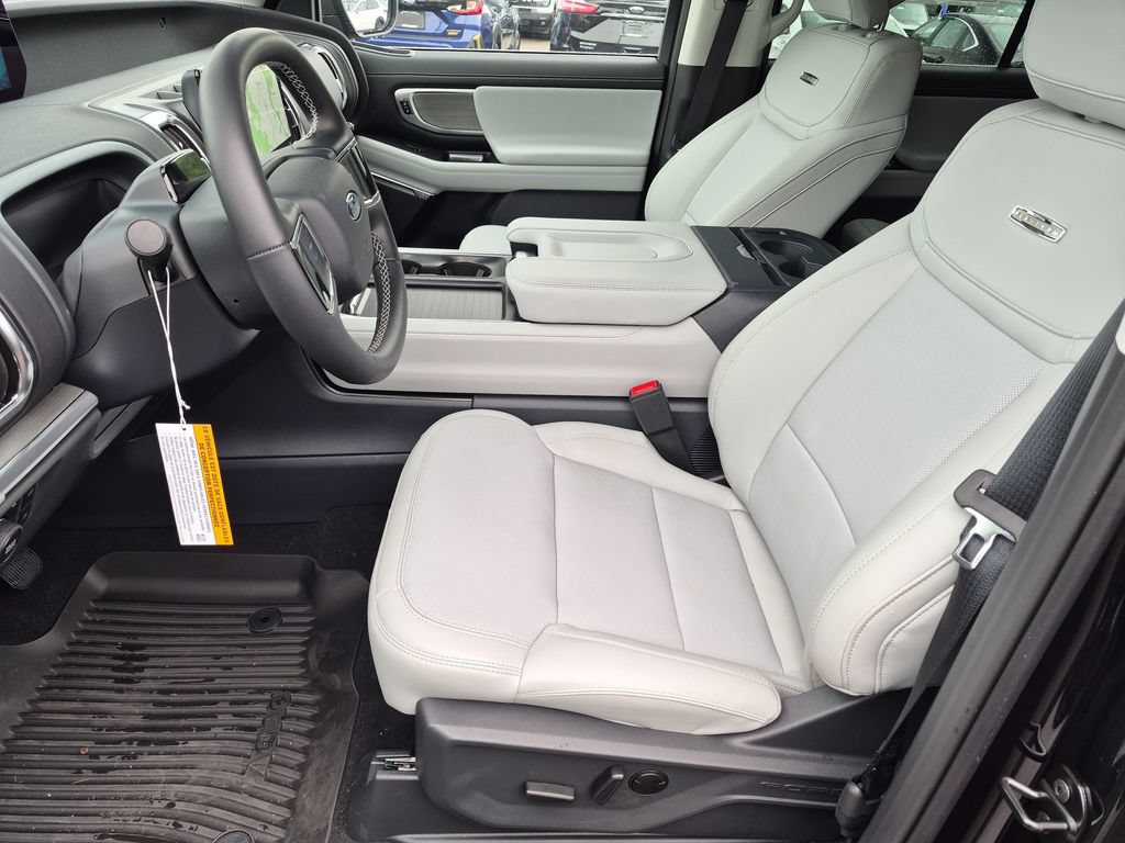 New 2026 Ford Expedition Max Platinum AWD/4WD image 11