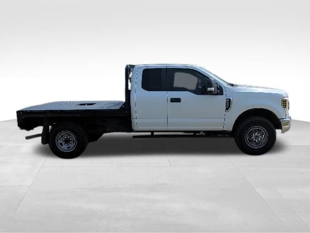 Used 2018 Ford F350 XL AWD/4WD image 2