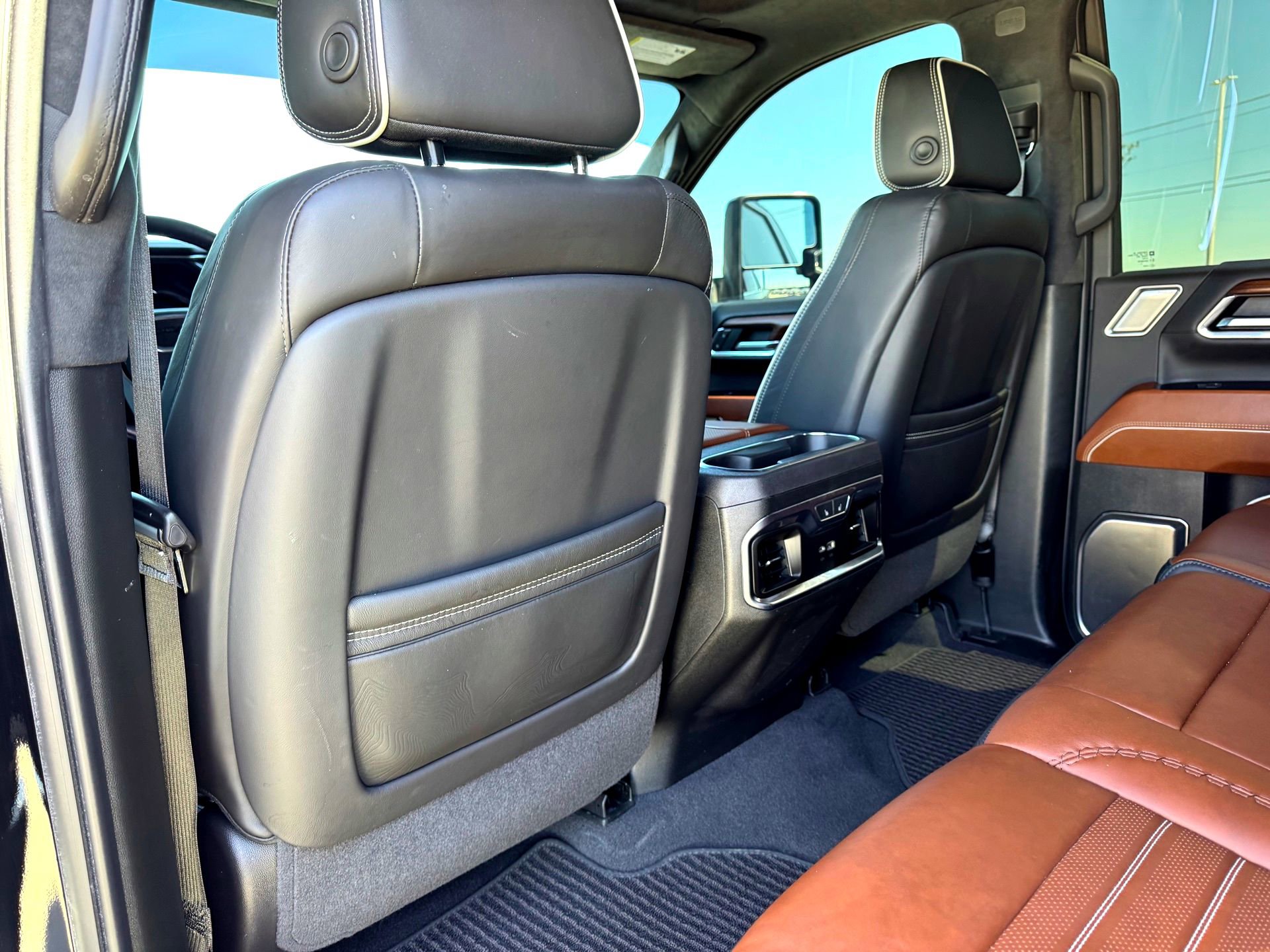 Used 2024 GMC Sierra 2500 Denali Ultimate image 22