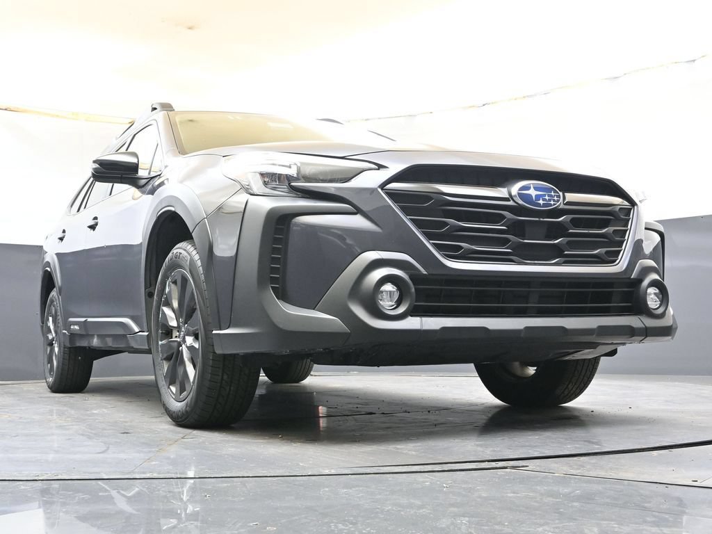 Certified 2025 Subaru Outback Onyx Edition AWD/4WD image 35