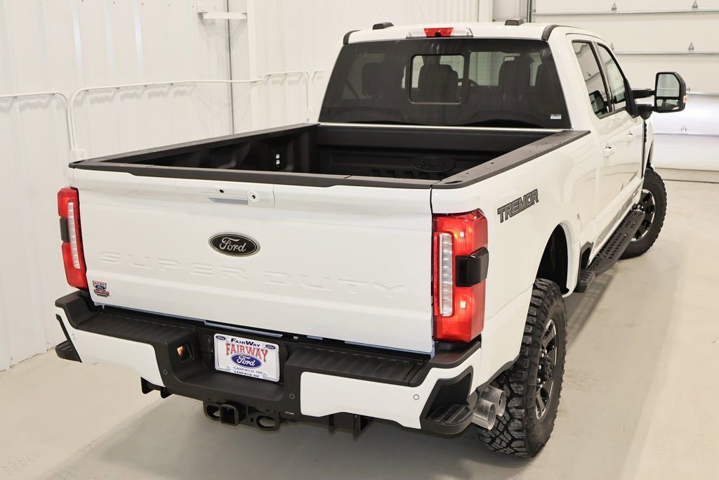 New 2025 Ford F350 Lariat w/ Lariat Ultimate Package image 39
