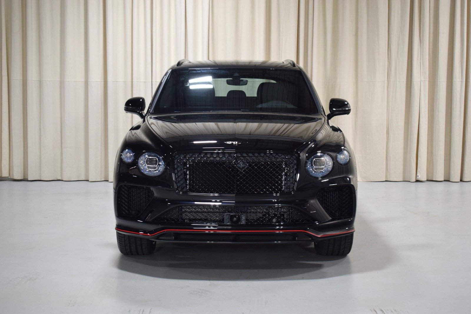 New 2025 Bentley Bentayga image 11