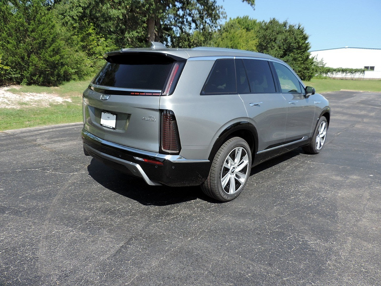 New 2027 Cadillac Vistiq Luxury AWD/4WD image 5