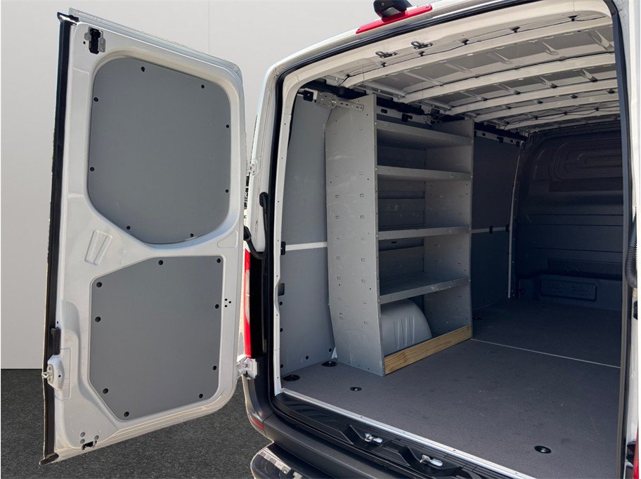 Used 2024 Mercedes-Benz Sprinter 2500 image 40