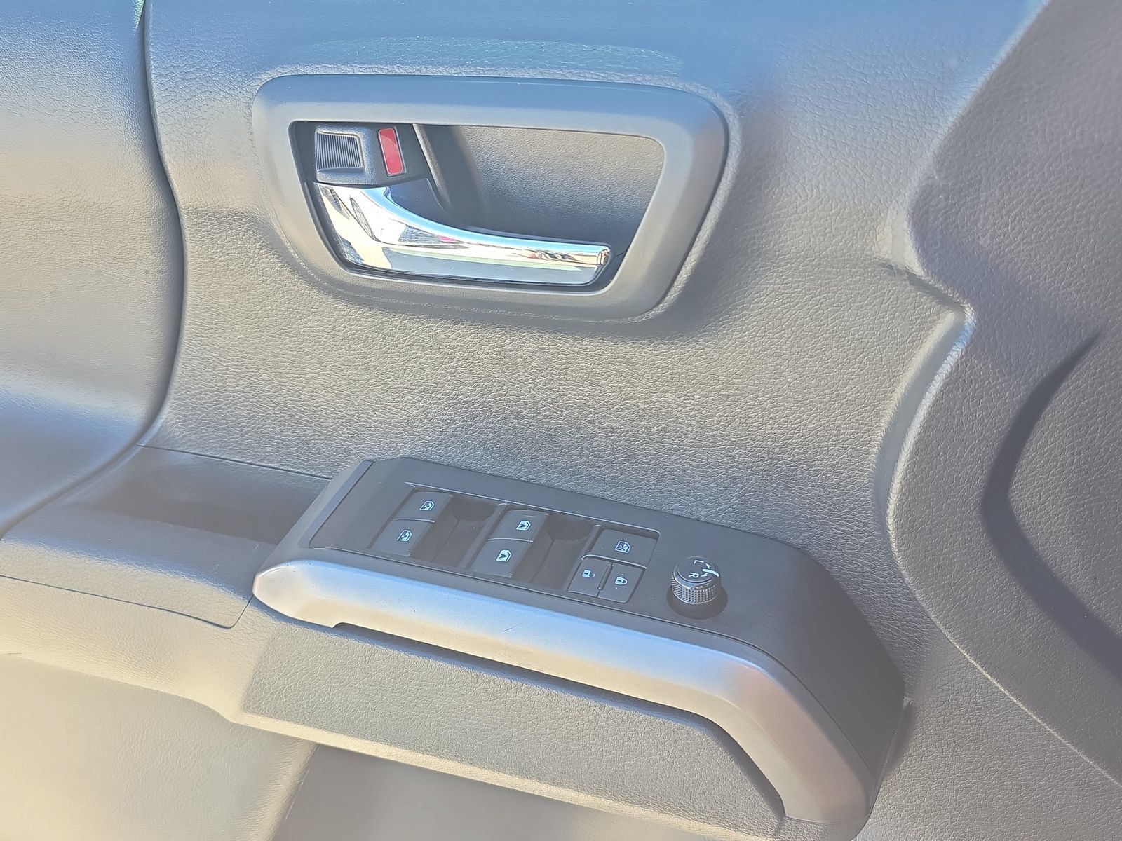 Used 2023 Toyota Tacoma Limited RWD image 25