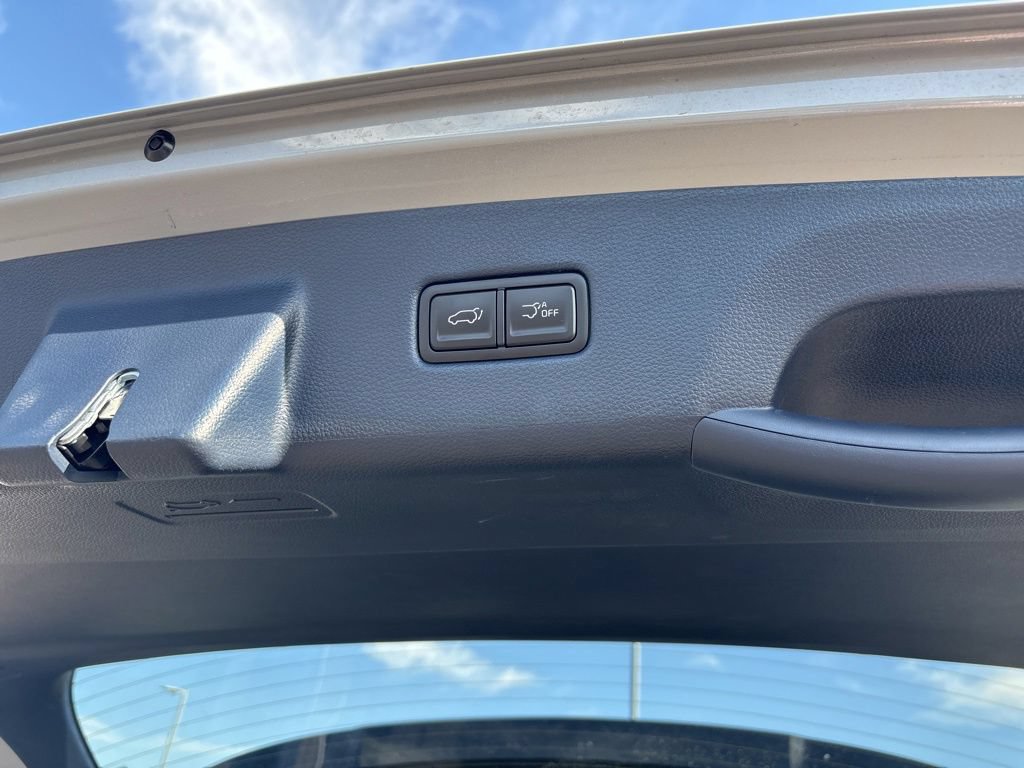 Certified 2026 Kia Carnival SX FWD image 17