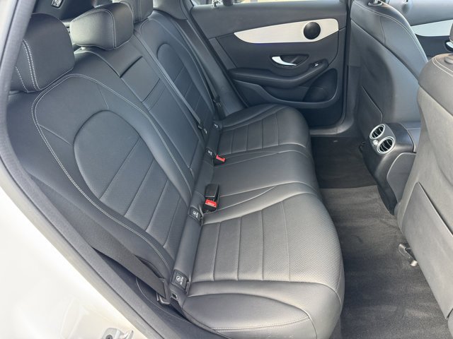Used 2022 Mercedes-Benz GLC 300 image 8