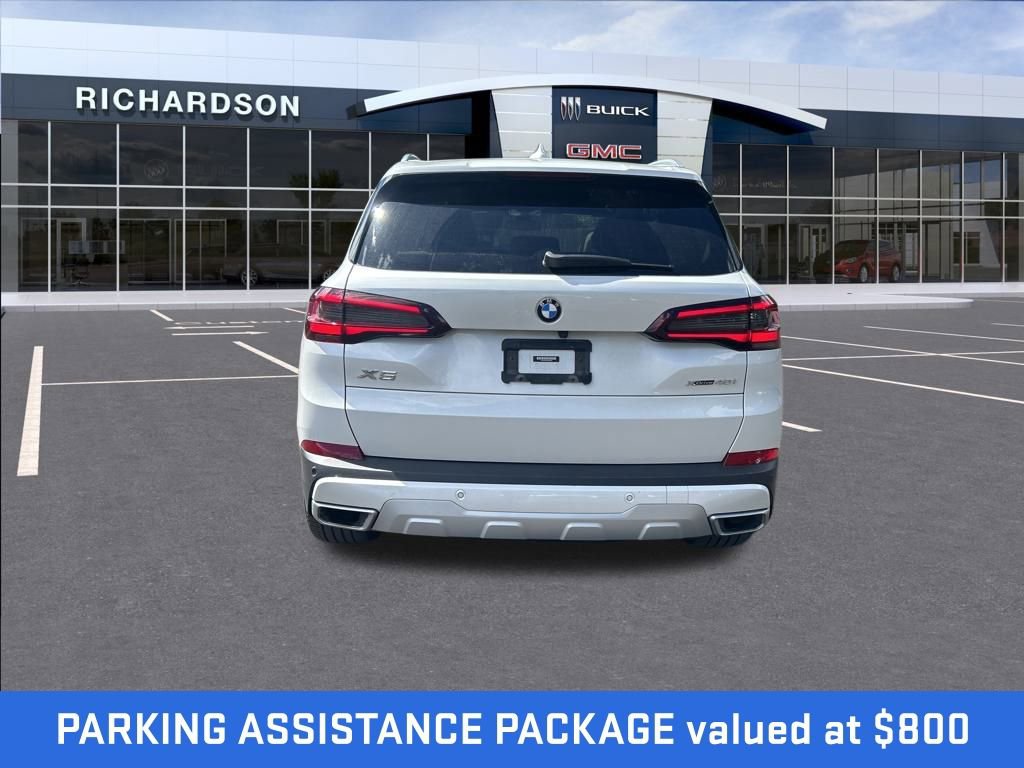 Used 2022 BMW X5 xDrive40i w/ Premium Package image 4