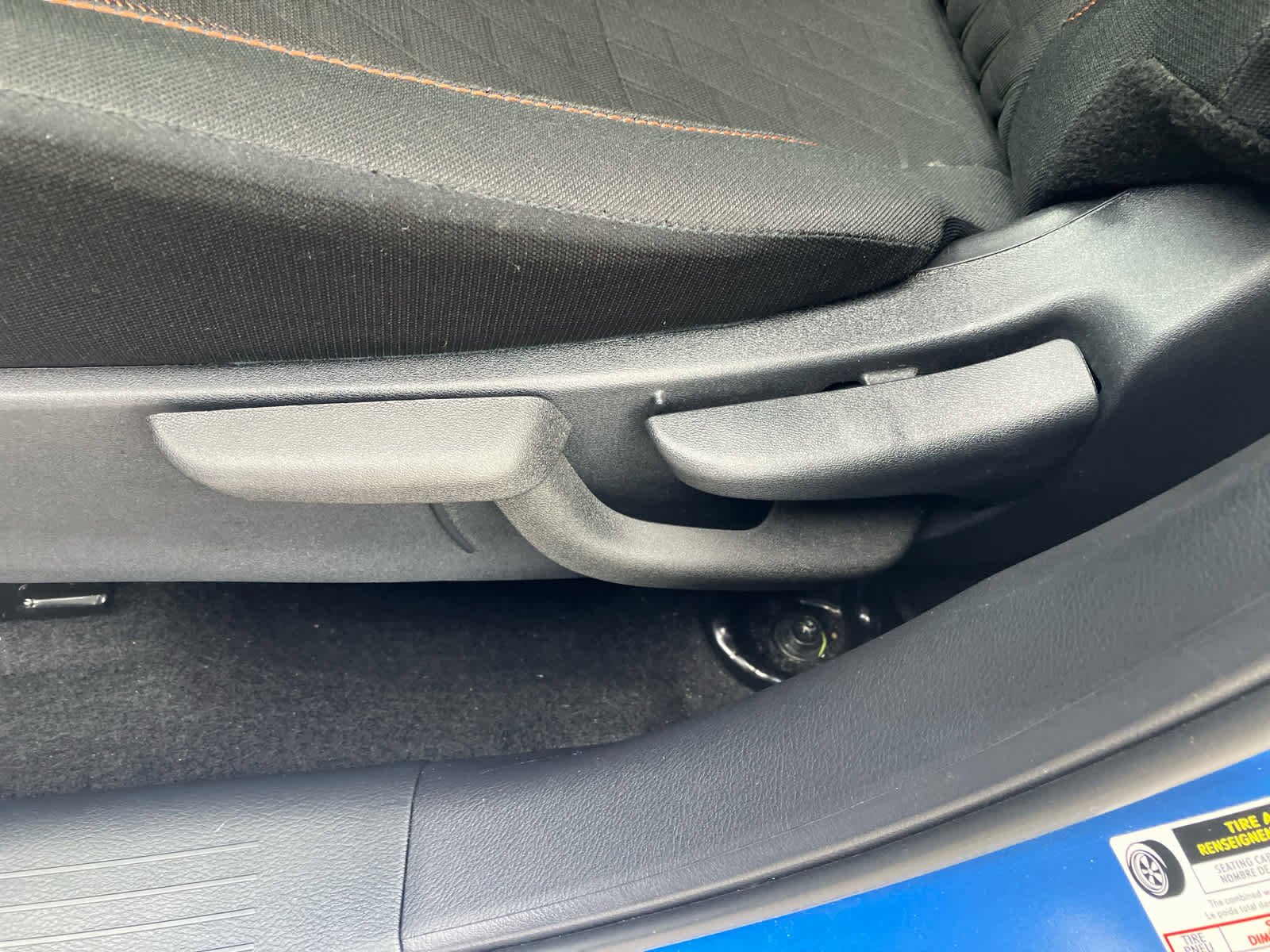 Used 2024 Nissan Kicks SR image 11