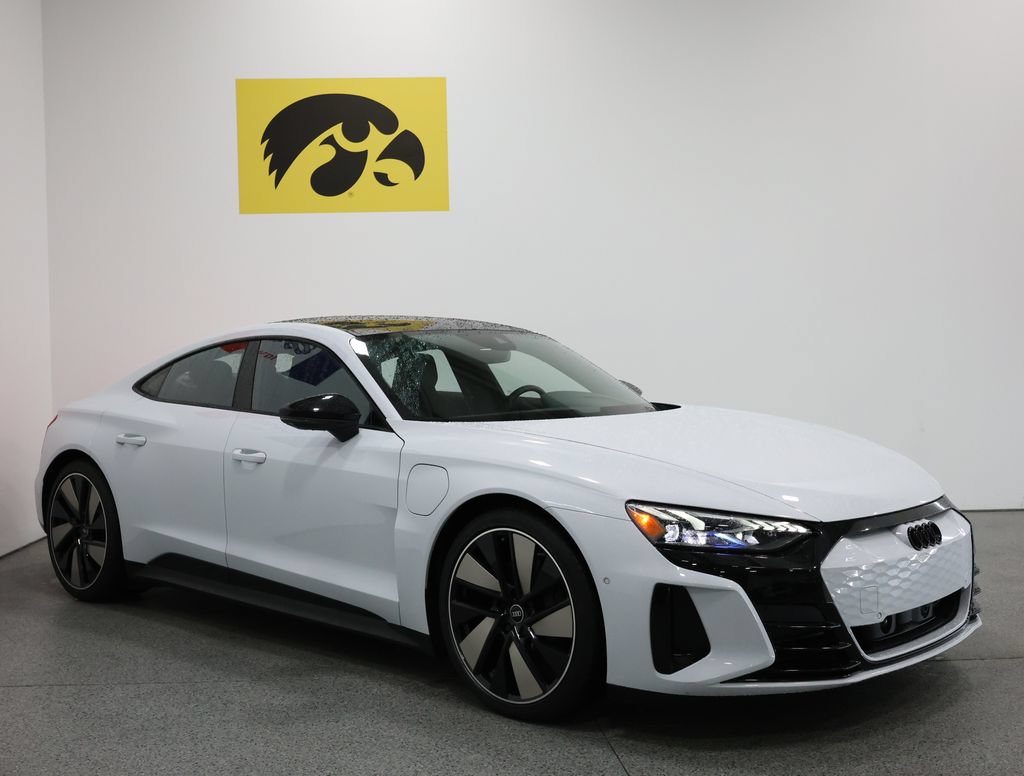 Used 2023 Audi e-tron GT Prestige w/ Prestige Package AWD/4WD image 6