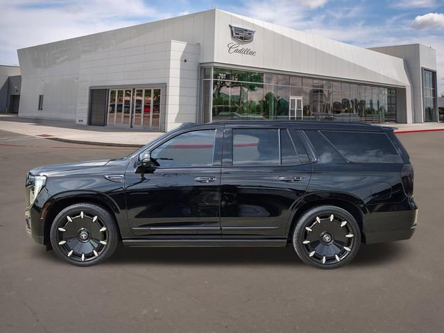 Used 2025 GMC Yukon Denali Ultimate w/ LPO, Floor Liner Package image 3
