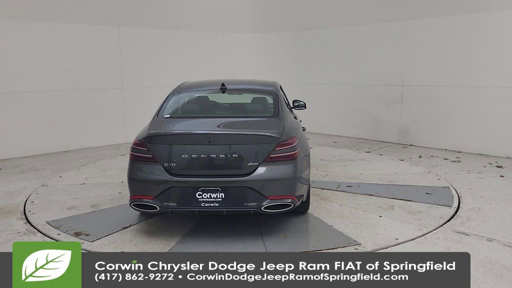 Used 2025 Genesis G70 2.5T image 13