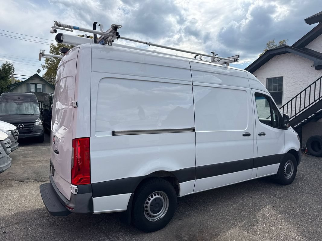 Used 2021 Mercedes-Benz Sprinter 2500 w/ Driver Convenience Package image 7