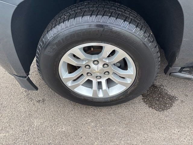 Used 2020 Chevrolet Suburban LT RWD image 47
