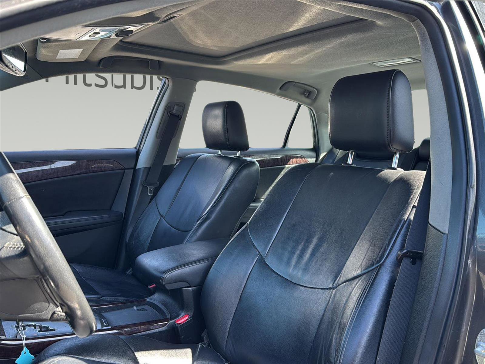 Used 2011 Toyota Avalon FWD image 11