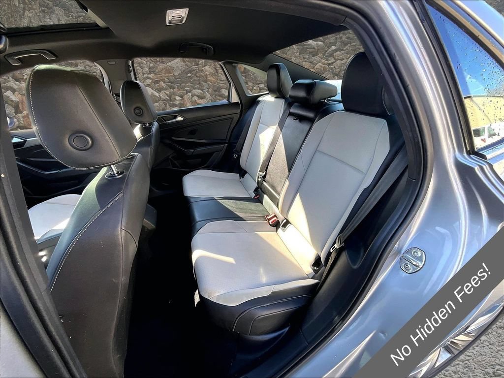 Used 2020 Volkswagen Jetta R-Line FWD image 23