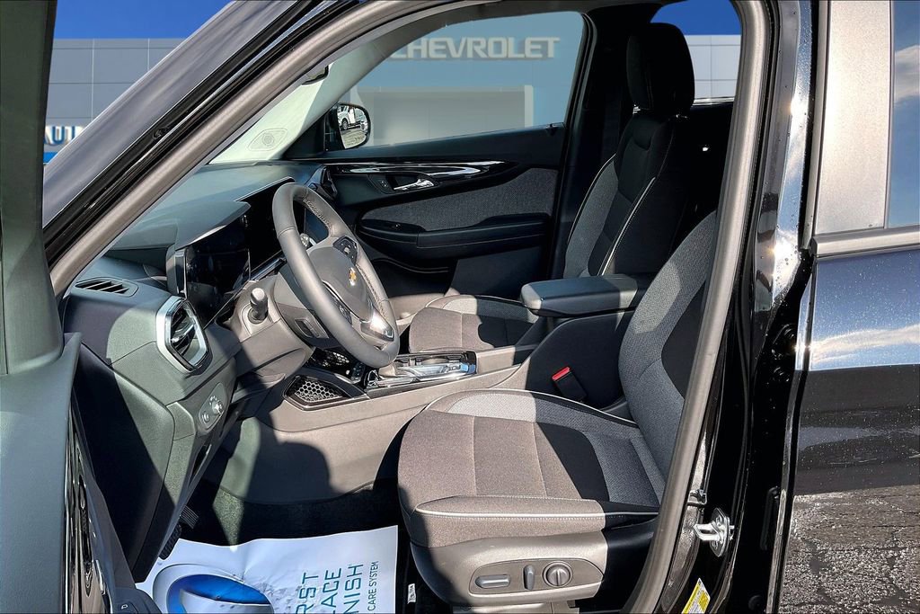 New 2026 Chevrolet TrailBlazer LT w/ Convenience Package image 24