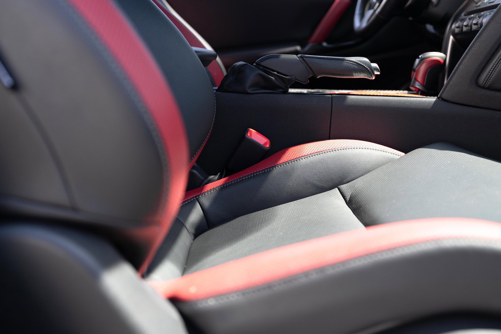 Used 2013 Nissan GT-R Black Edition AWD/4WD image 85
