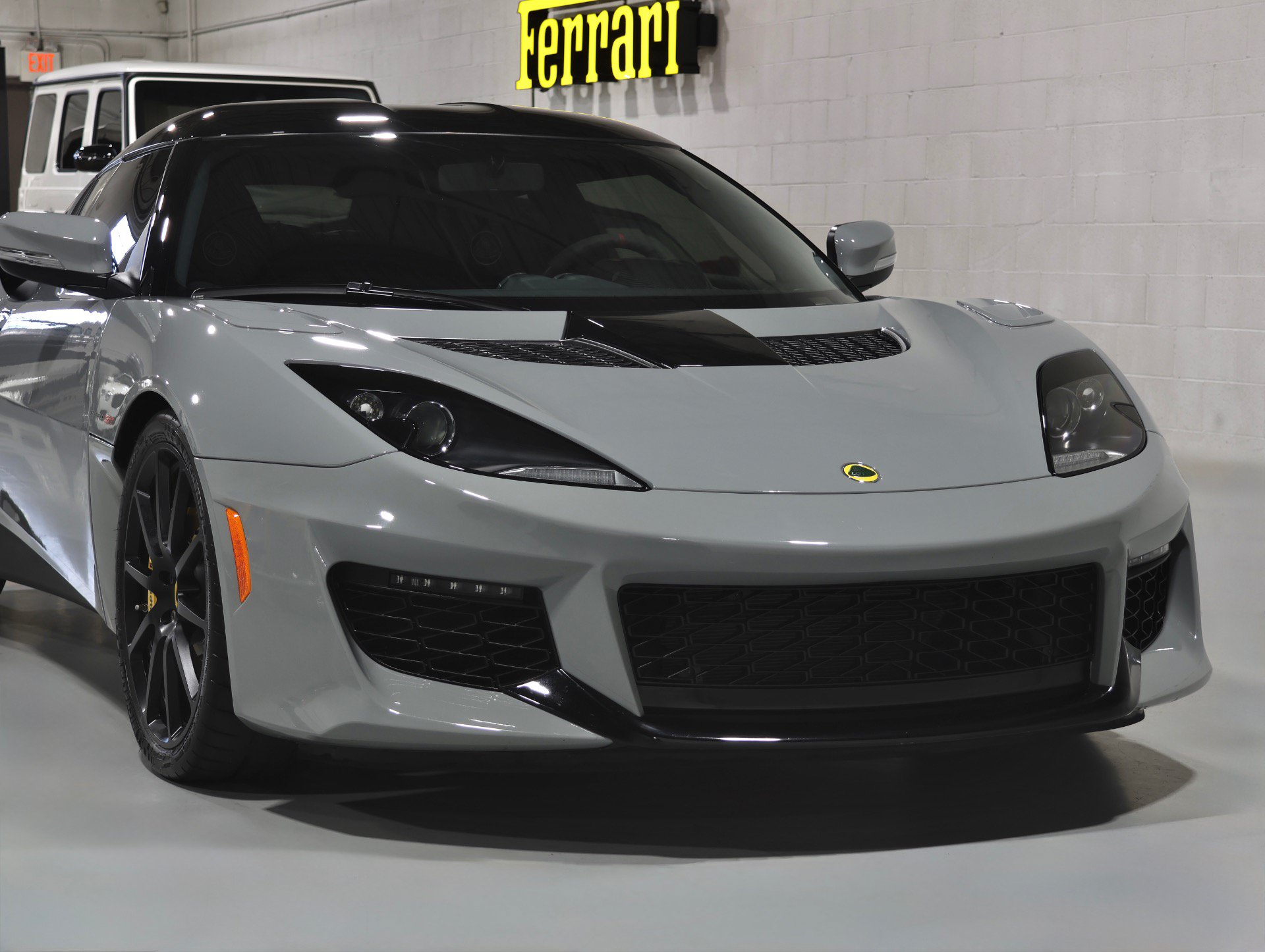 Used 2020 Lotus Evora RWD image 45