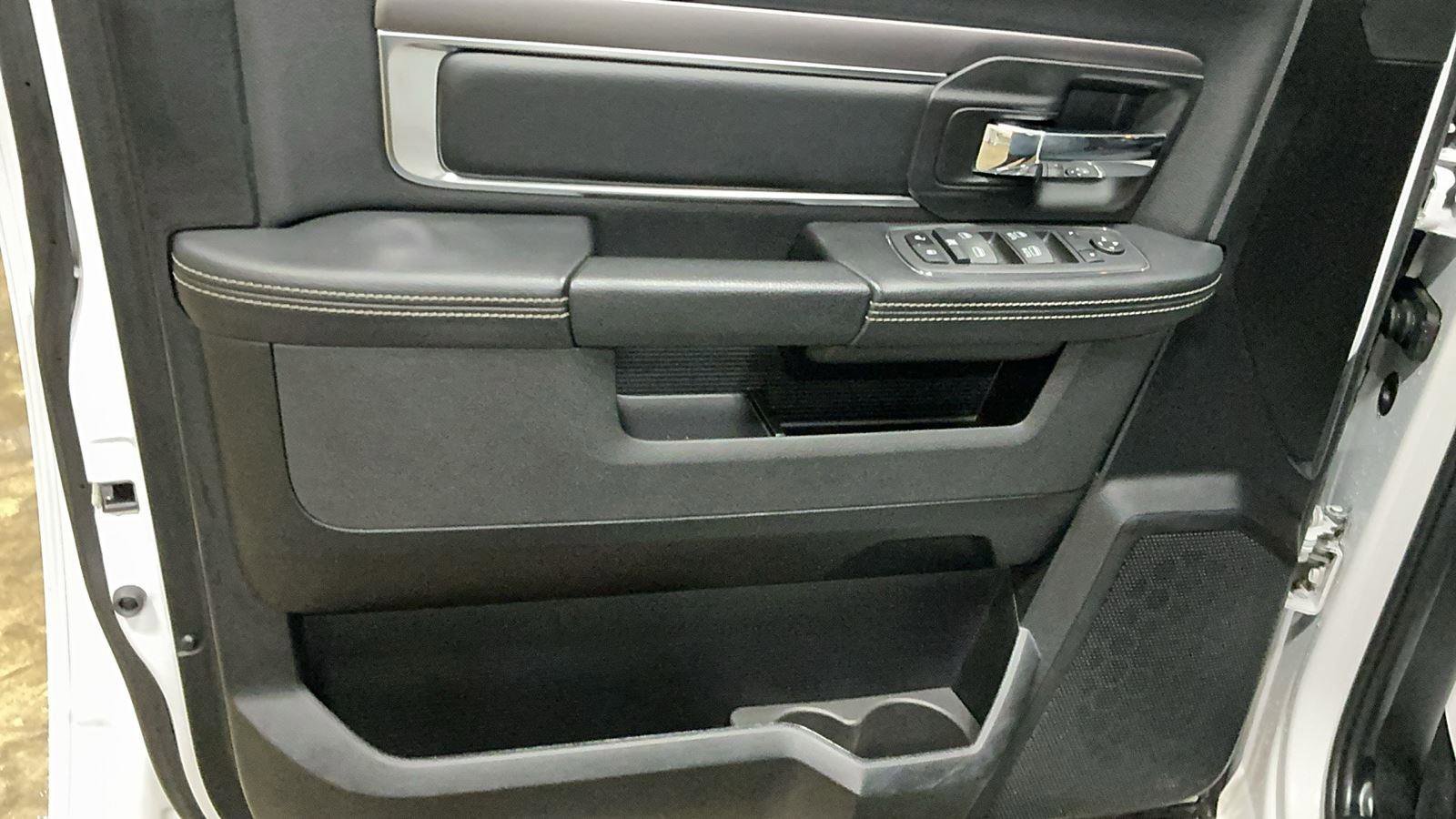 Used 2022 RAM 1500 Classic Warlock w/ Technology Package I image 15