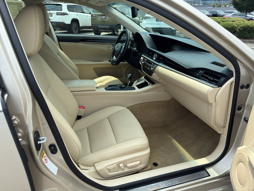 Used 2015 Lexus ES 350 FWD image 19