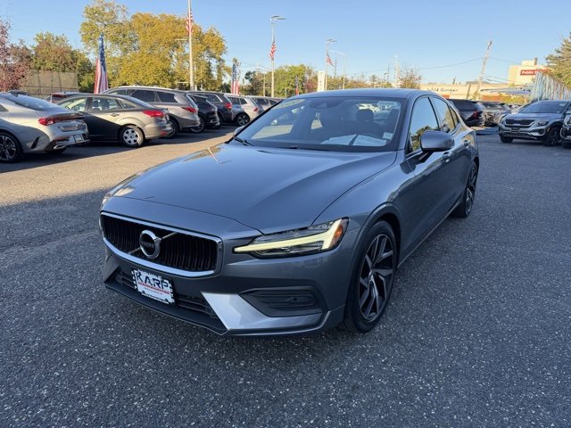 Used 2020 Volvo S60 T5 Momentum w/ Protection Package Premier image 6