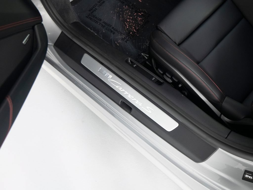 Certified 2026 Porsche 911 Carrera S RWD image 21