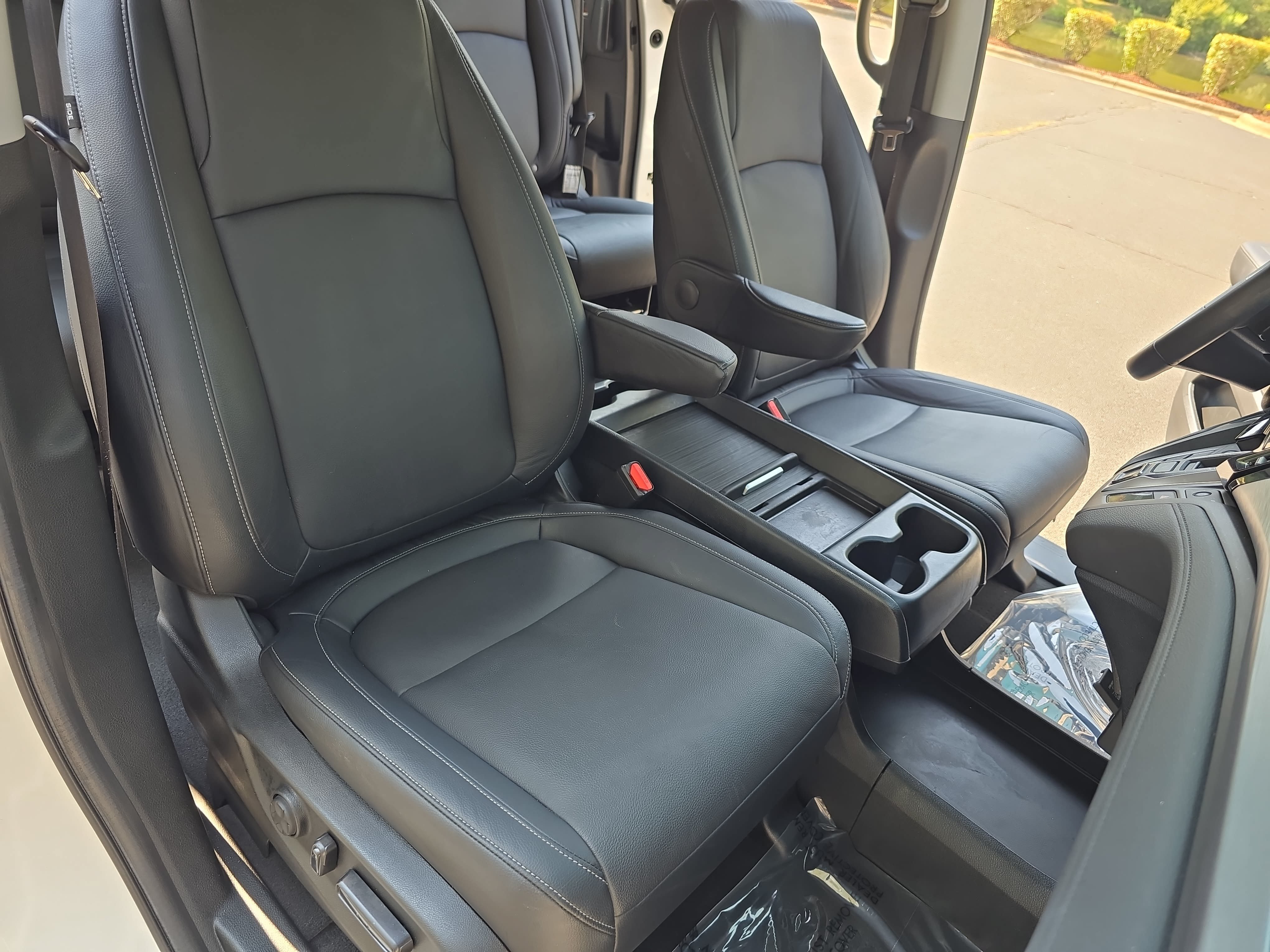 Certified 2024 Honda Odyssey EX-L image 10