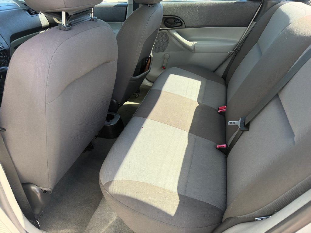 Used 2007 Ford Focus S FWD image 13
