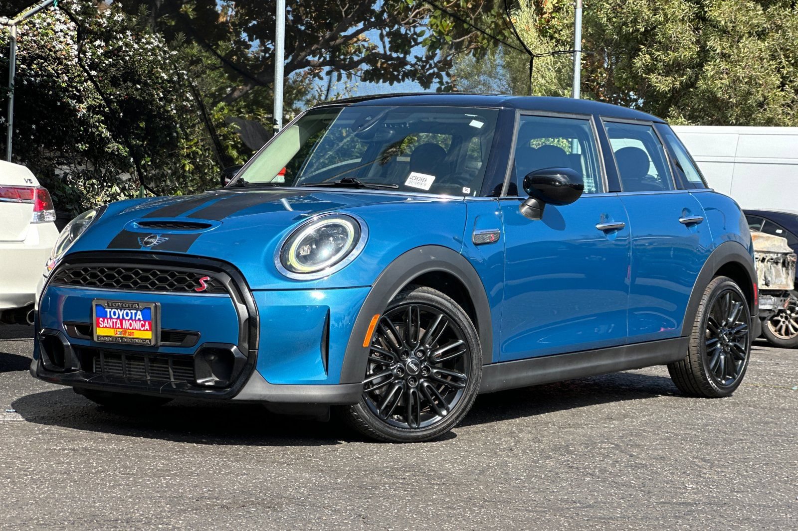 Used 2023 MINI Cooper S FWD image 8