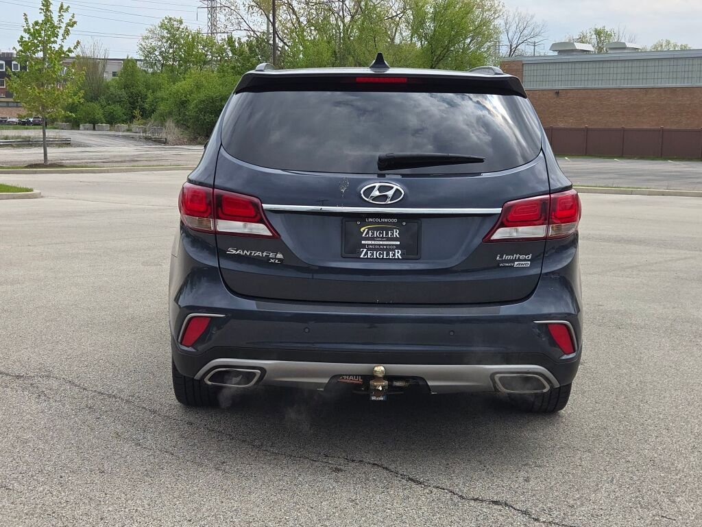 Used 2019 Hyundai Santa Fe XL w/ Cargo Package AWD/4WD image 14