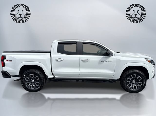 Used 2023 Chevrolet Colorado Z71 w/ Z71 Convenience Package 2 AWD/4WD image 5