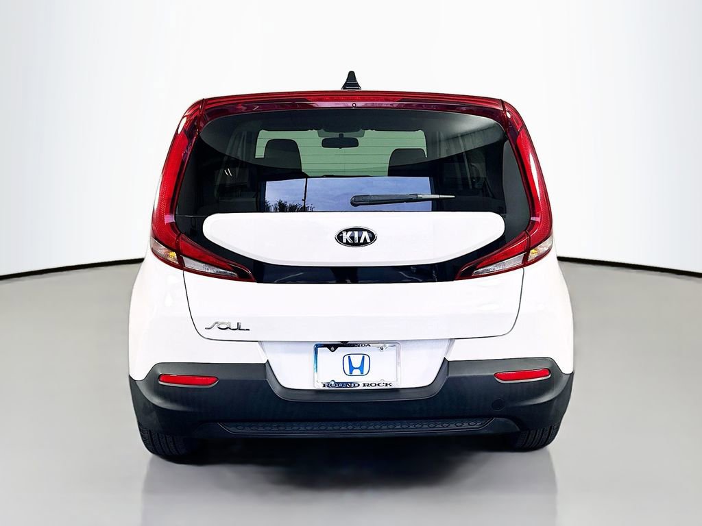 Used 2020 Kia Soul LX image 6