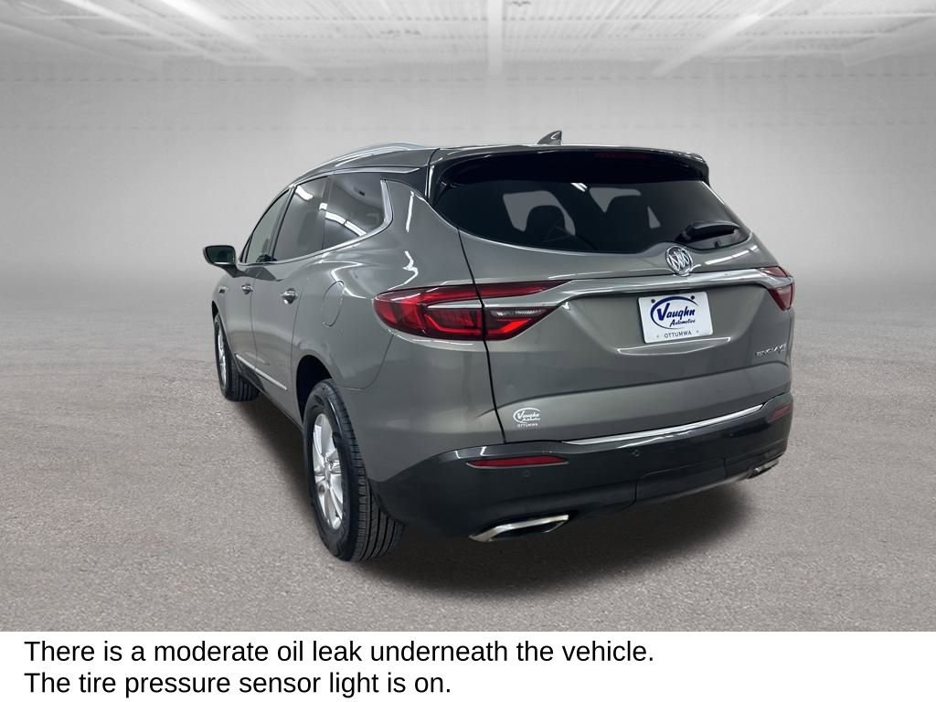 Used 2019 Buick Enclave Essence image 10
