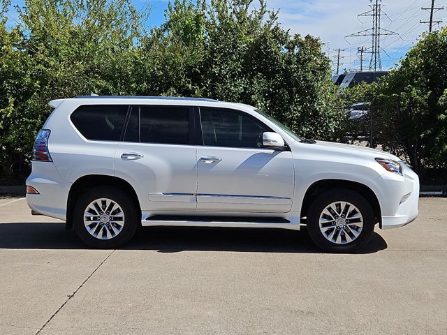 Used 2018 Lexus GX 460 Premium w/ Premium Package AWD/4WD image 4