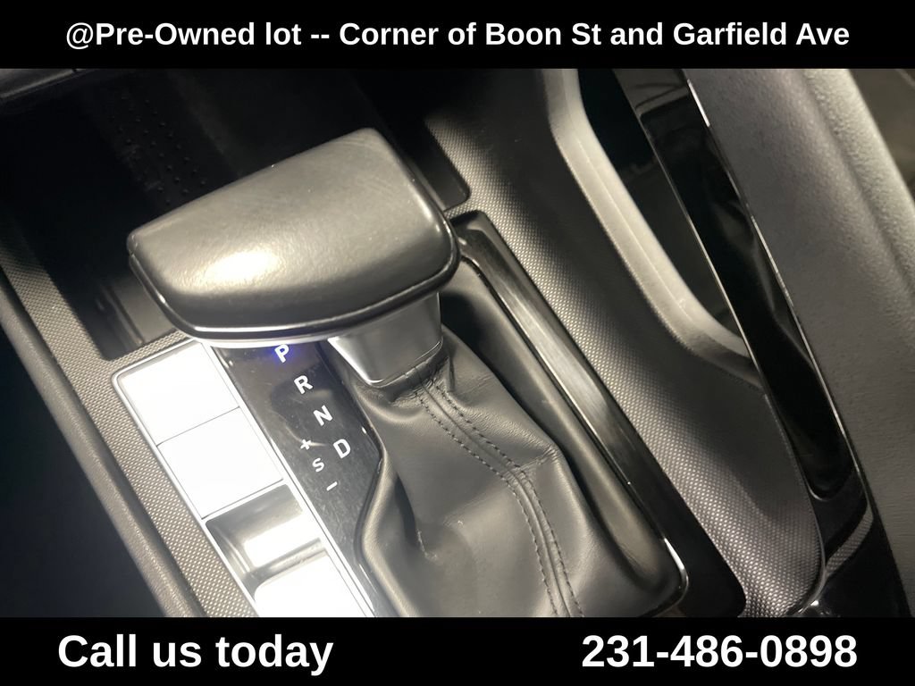 Used 2022 Hyundai Elantra SEL w/ Convenience Package FWD image 24