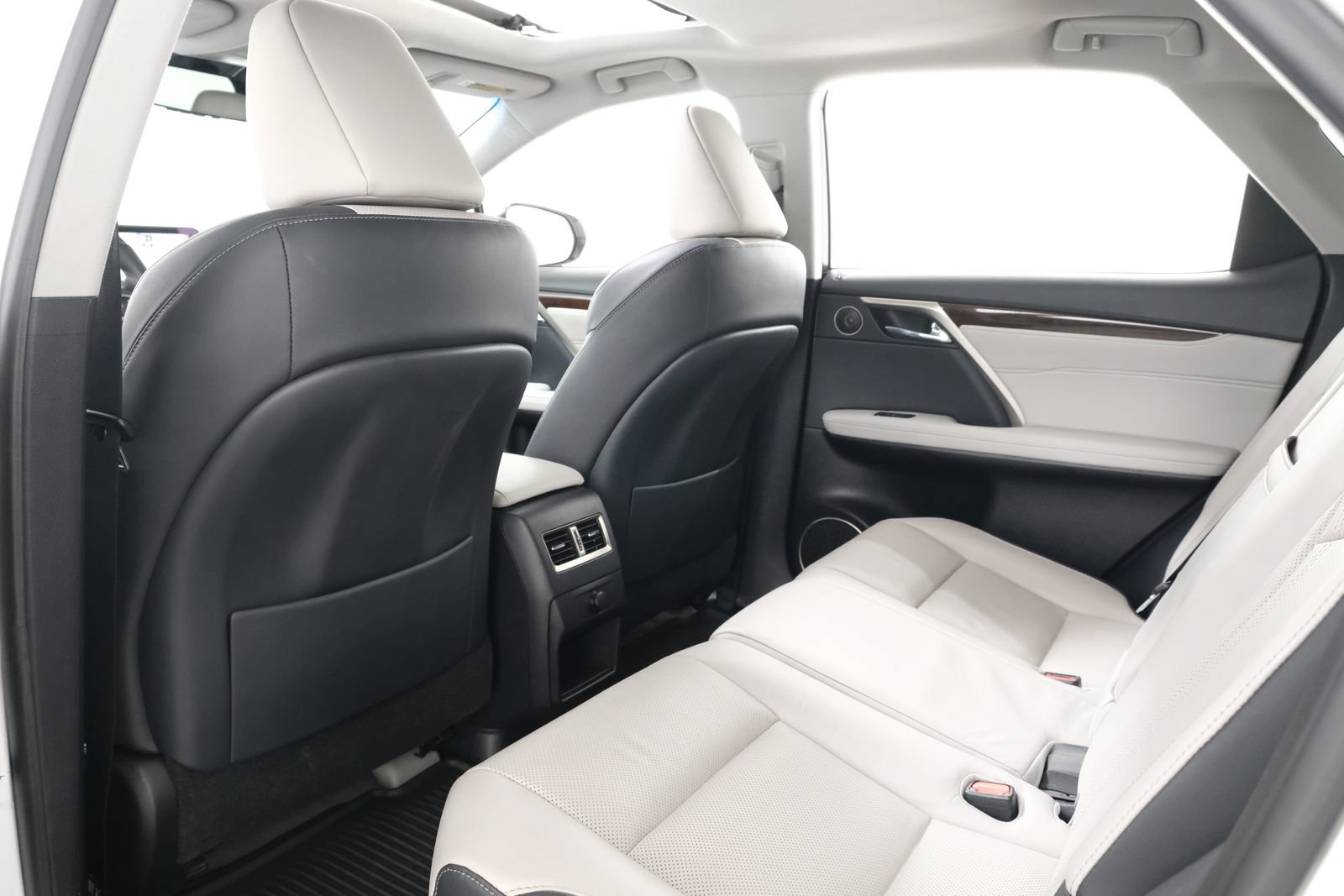 Used 2018 Lexus RX 350 AWD w/ Premium Package image 36